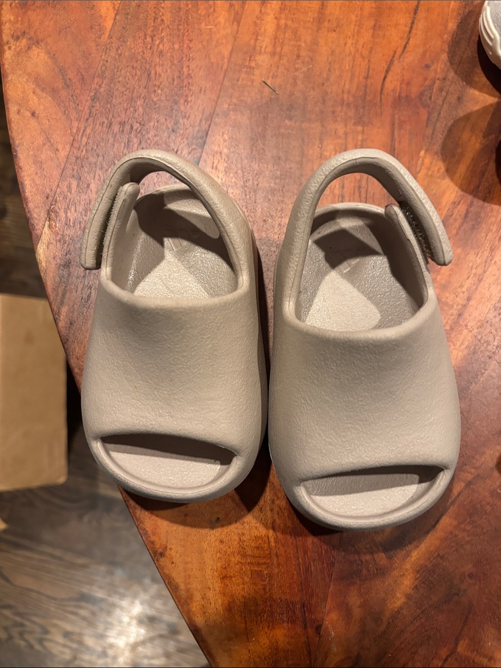 Yeezy Kids Open-Toe Sandal in Light Beige with Back Strap